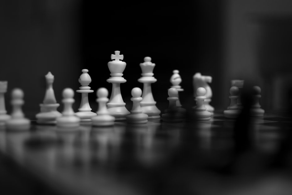 分析对局中的关键决策点合法吗？决策策略与合规解析